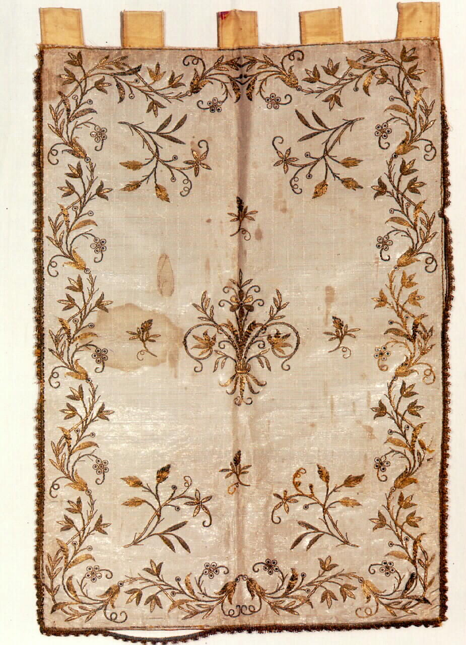conopeo di tabernacolo - a cortina, serie - manifattura siciliana (Prima metà sec. XIX)