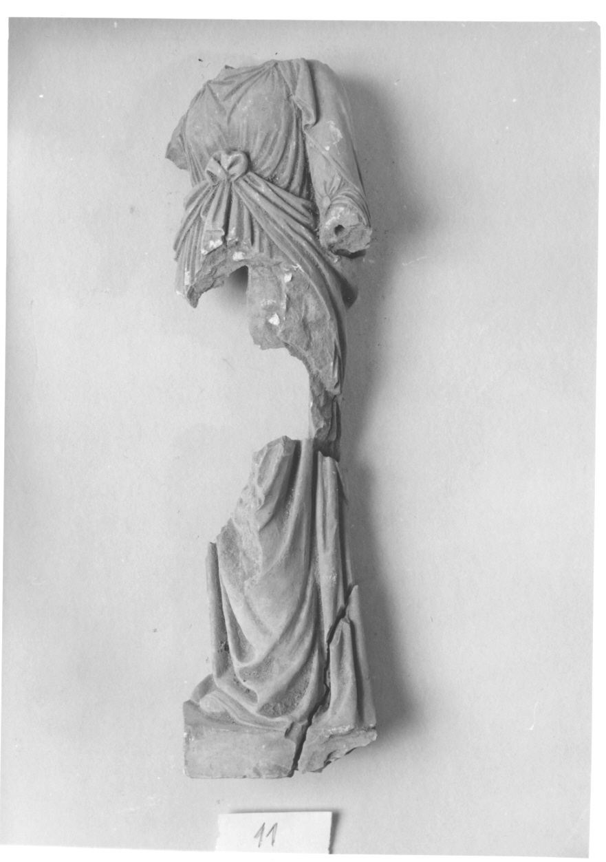 figura femminile (scultura, frammento) di Cacciatori Benedetto (secondo quarto sec. XIX)