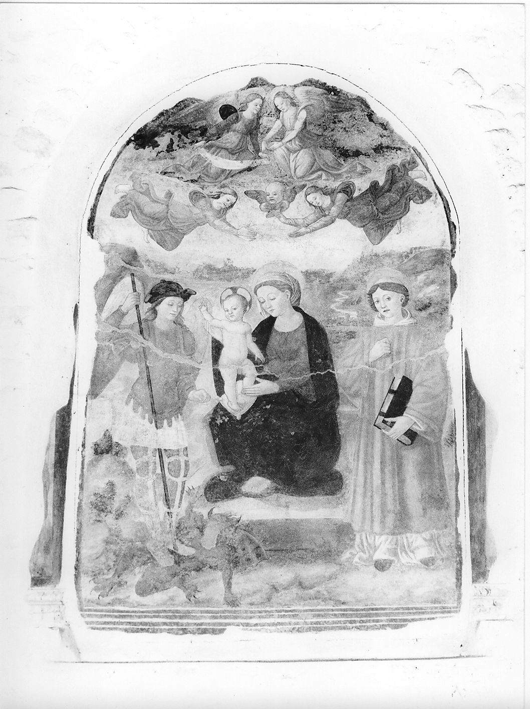 Madonna con Bambino tra i Santi Michele e Massimo (dipinto) di Francesco di Paolo da Montereale (e aiuti) (prima metà sec. XVI)