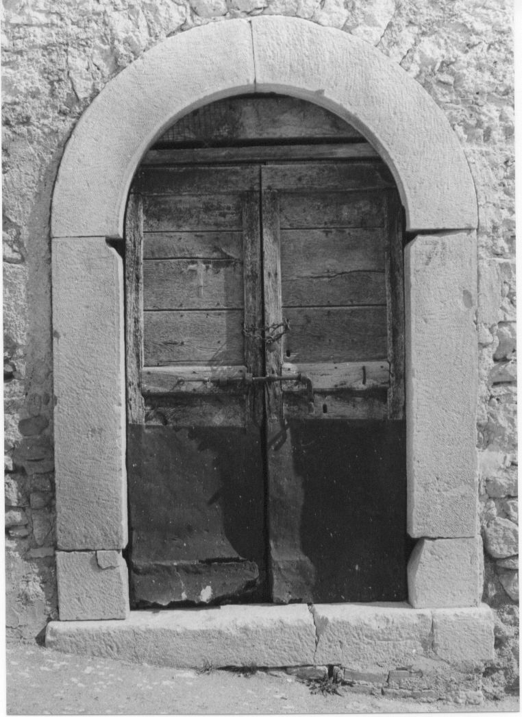 portale, elemento d'insieme - bottega Italia centrale (sec. XX)