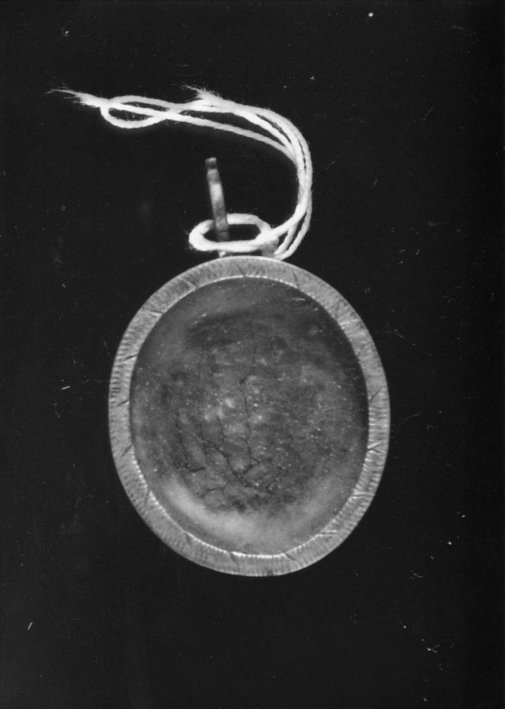 reliquiario a capsula - a pendente - produzione abruzzese (sec. XIX)