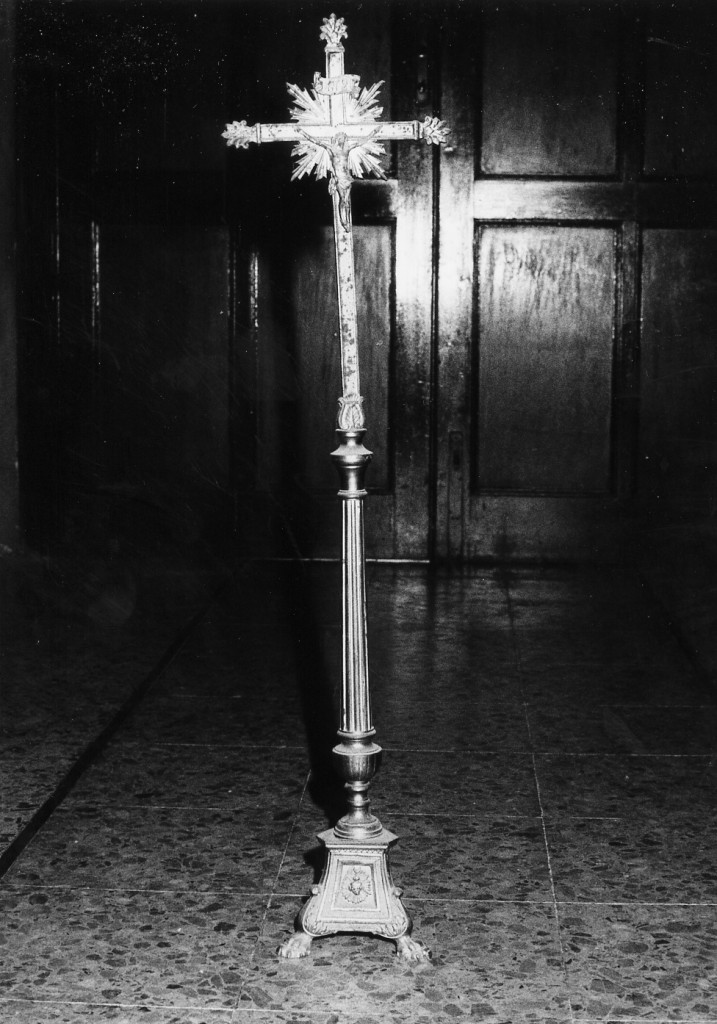 croce d'altare - produzione abruzzese (sec. XIX)