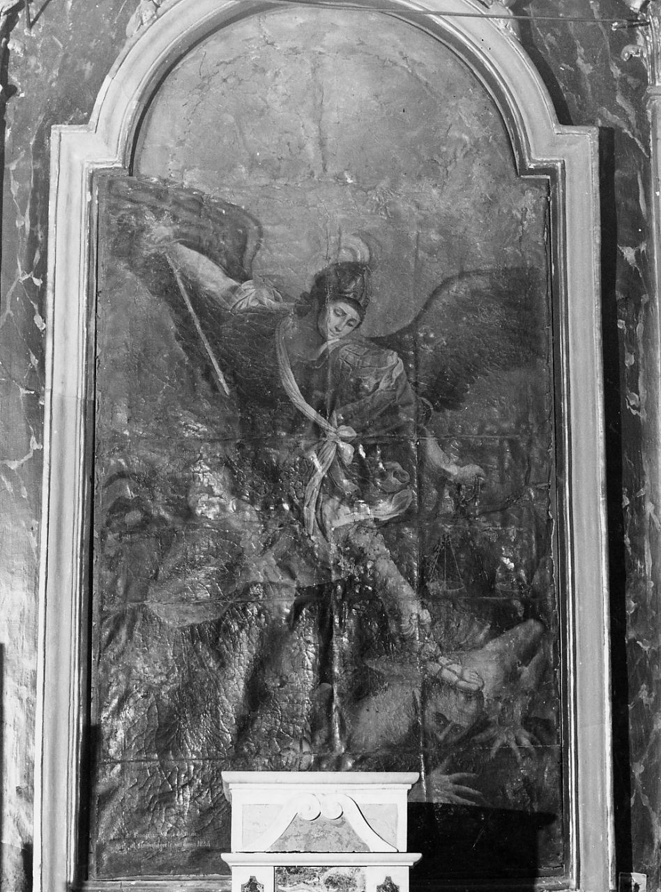 San Michele Arcangelo combatte Satana (dipinto, opera isolata) di De Benedictis Francesco Maria (attribuito) (sec. XIX)