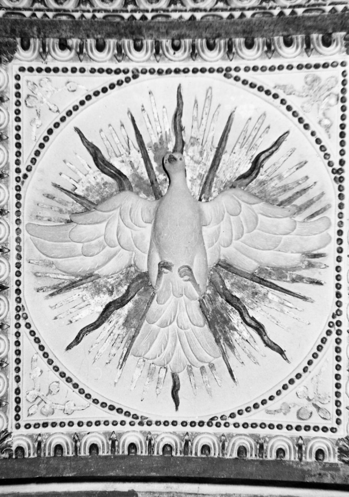 colomba dello Spirito Santo (rilievo) di Perada D (attribuito) (sec. XVII)