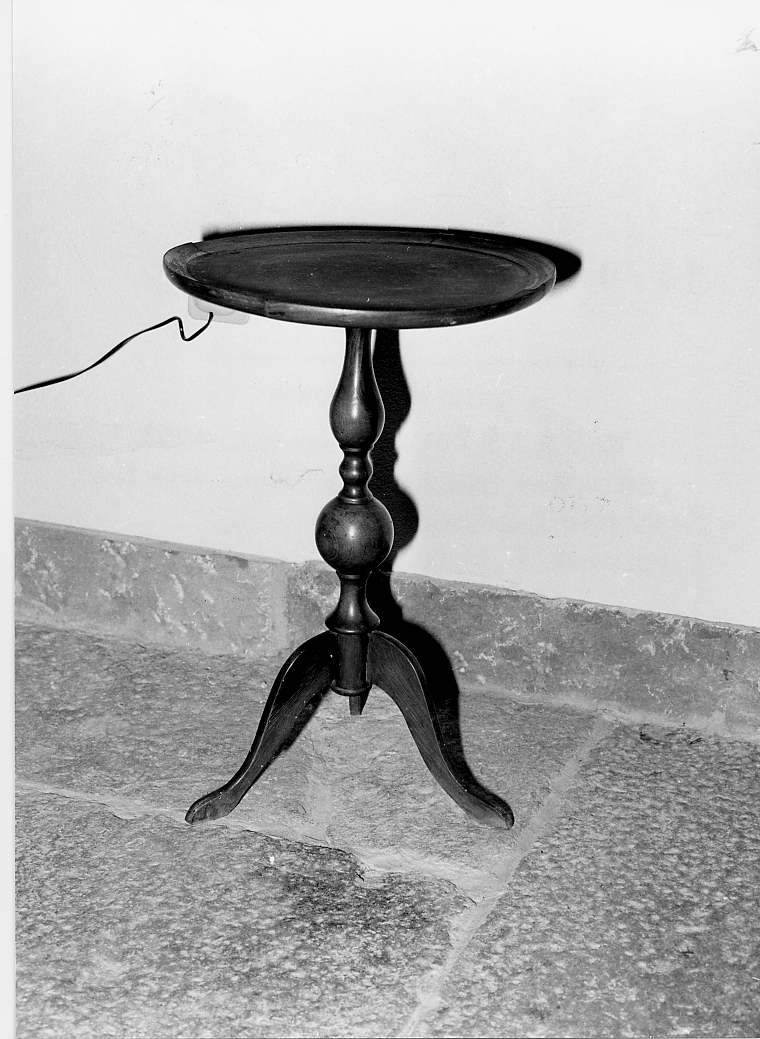 tavolino, serie - ambito Italia centrale (sec. XIX)