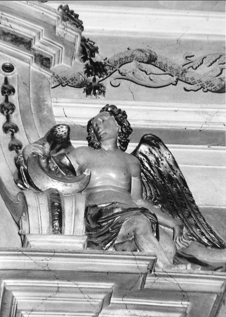 angelo con luna (scultura) di Rizza G (attribuito), Piazzoli Carlo (attribuito) (sec. XVIII)