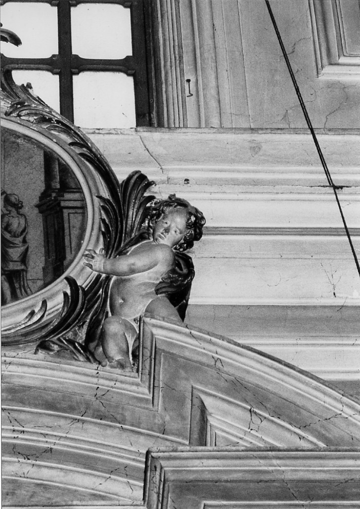 angelo (scultura, coppia) di Rizza G (attribuito), Piazzoli Carlo (attribuito) (sec. XVIII)