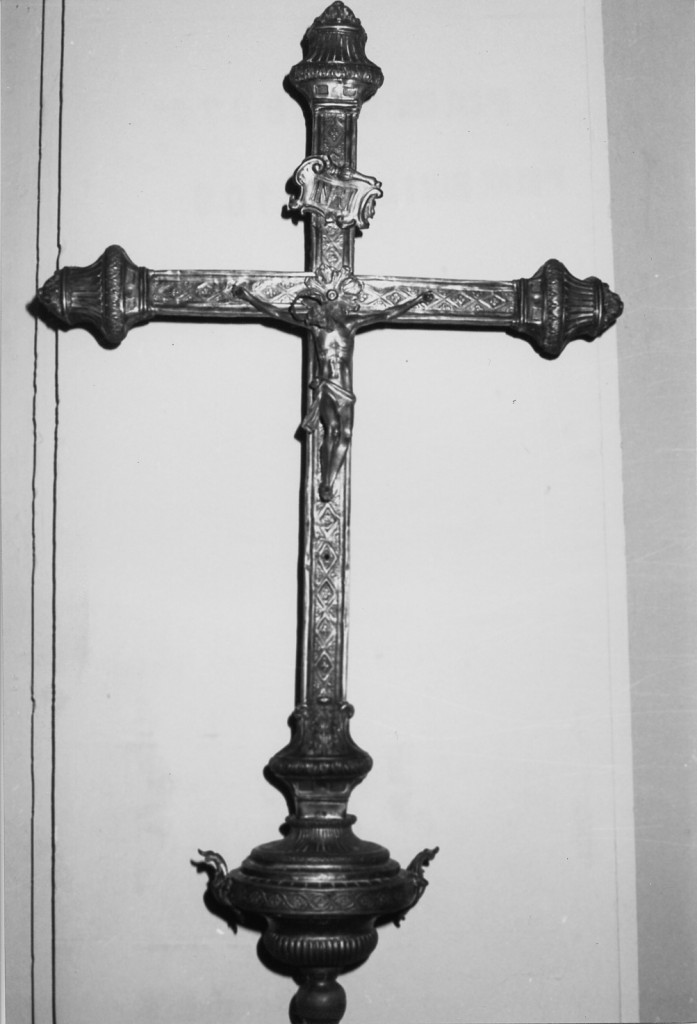 croce processionale - produzione abruzzese (inizio sec. XX)