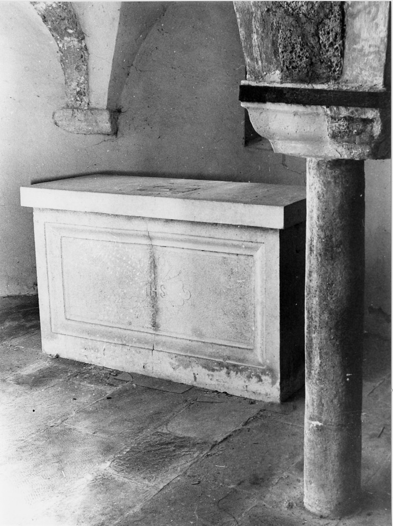 altare - a blocco - ambito abruzzese (sec. XIII)
