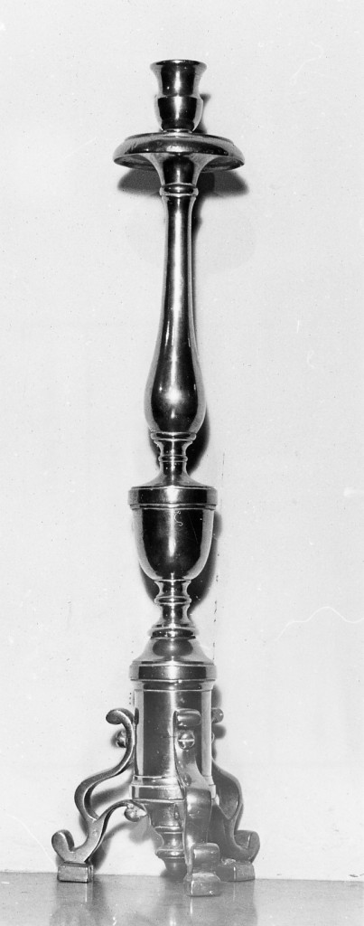 candelabro, coppia - bottega abruzzese (inizio sec. XX)