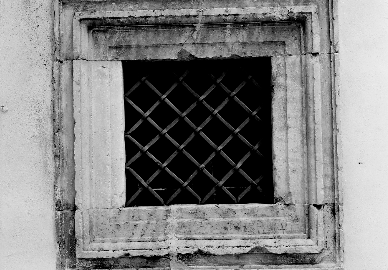 mostra di finestra, coppia - bottega Italia centrale (sec. XVII)