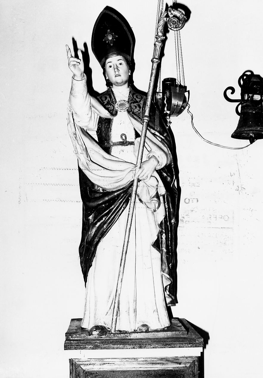 Santo papa, Santo papa (statua, opera isolata) - bottega Italia centrale (sec. XX)