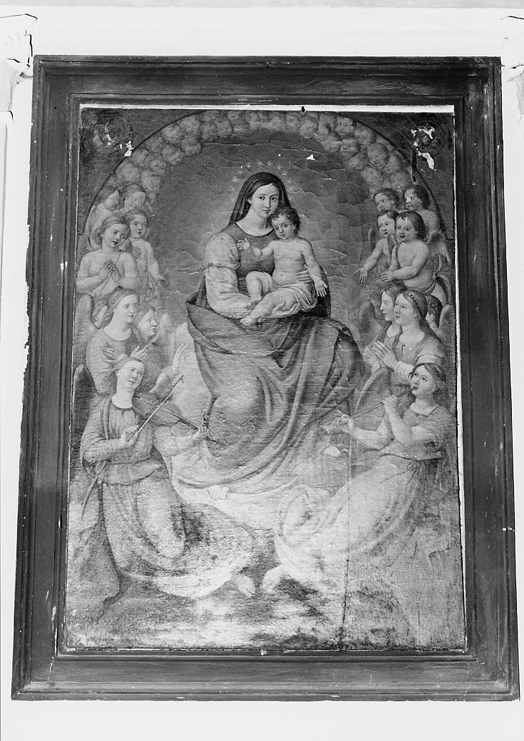 MADONNA CON BAMBINO TRA ANGELI CANTORI E MUSICANTI (pala d'altare) di Gentile F (seconda metà sec. XIX)