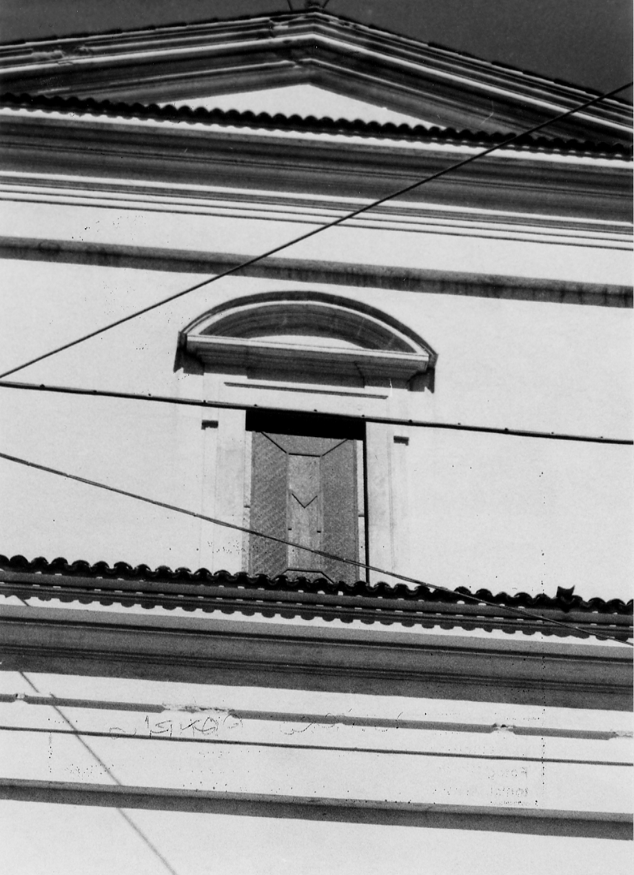 finestrone, opera isolata - ambito Italia centrale (sec. XVI)