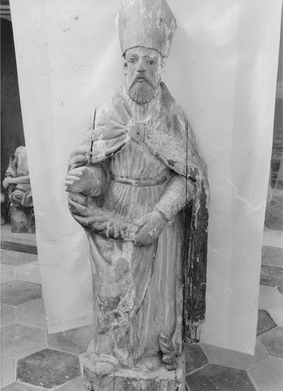 Santo vescovo (scultura, opera isolata) - ambito Italia centrale (fine/inizio secc. XVI/ XVII)
