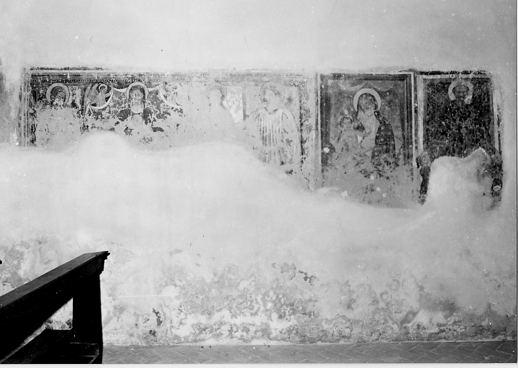 Madonna in trono con Angeli reggicorona e santi/ Santo/ Madonna in trono con Bambino/ S. Benedetto, Madonna in trono con Bambino e Santi (dipinto, frammento) - ambito abruzzese (sec. XV)