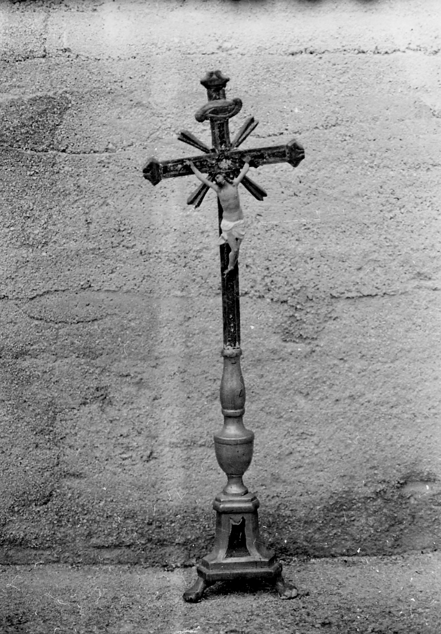 croce d'altare, insieme - bottega Italia centrale (secc. XVIII/ XIX)