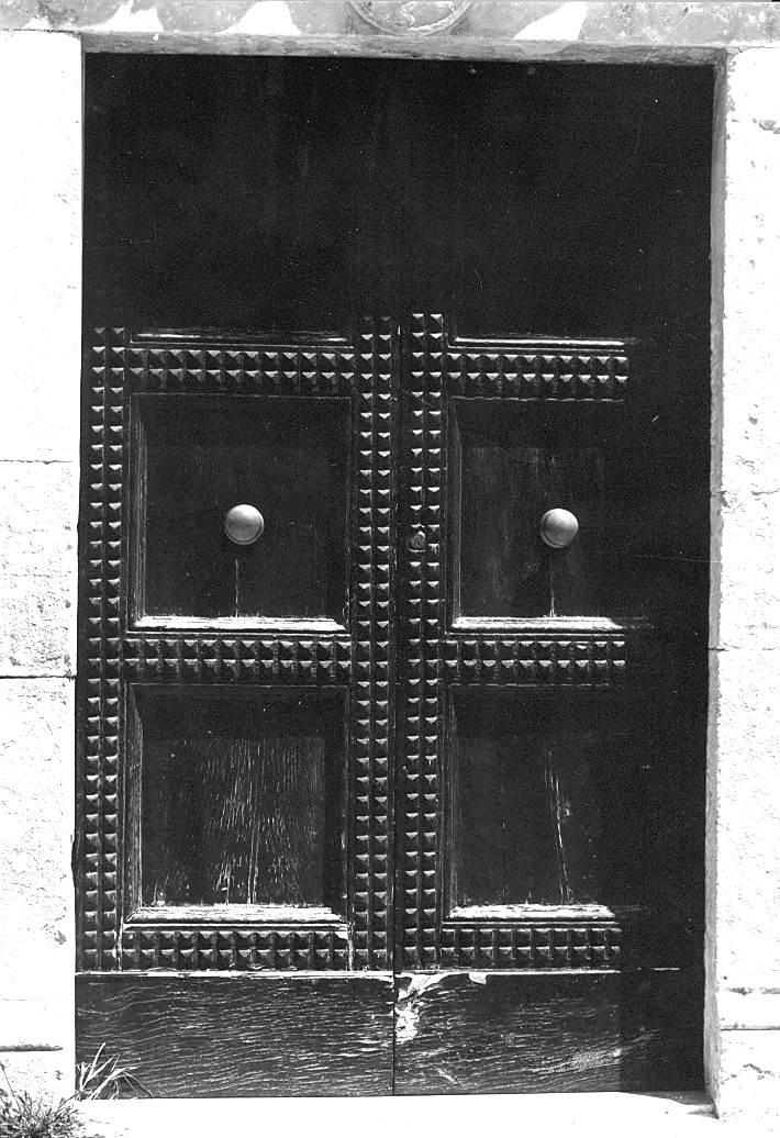 porta, opera isolata - bottega abruzzese (sec. XIX)