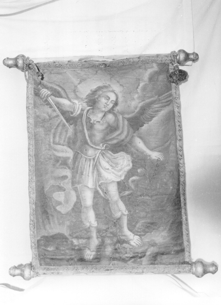 San Michele Arcangelo (stendardo, opera isolata) - bottega abruzzese (sec. XIX)