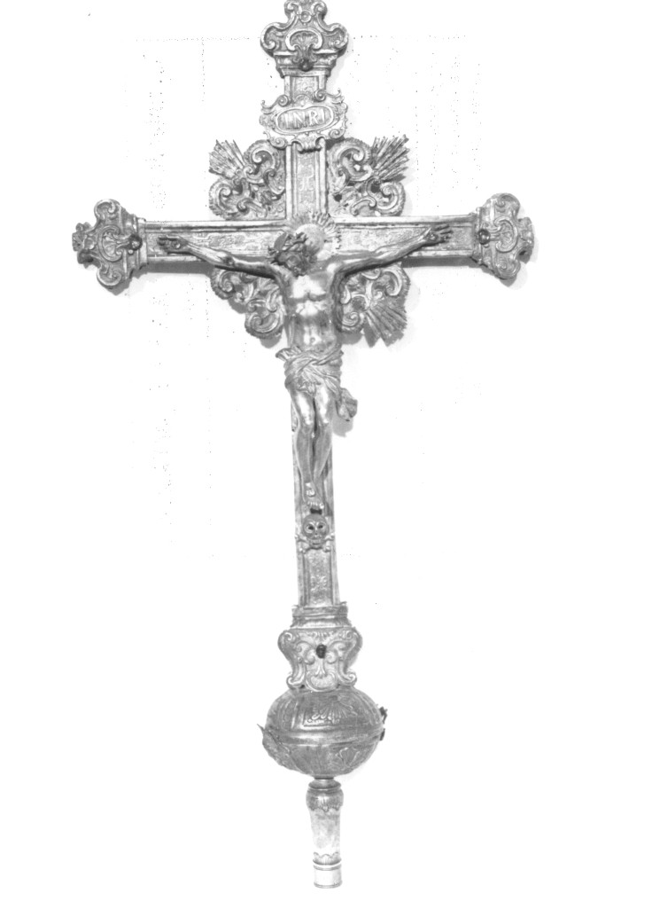 Cristo crocifisso (croce processionale, opera isolata) - bottega abruzzese (fine/inizio secc. XVIII/ XIX)