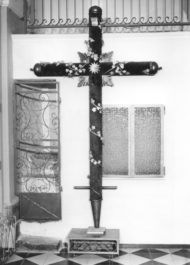 croce processionale, opera isolata - bottega abruzzese (fine/inizio secc. XVIII/ XIX)