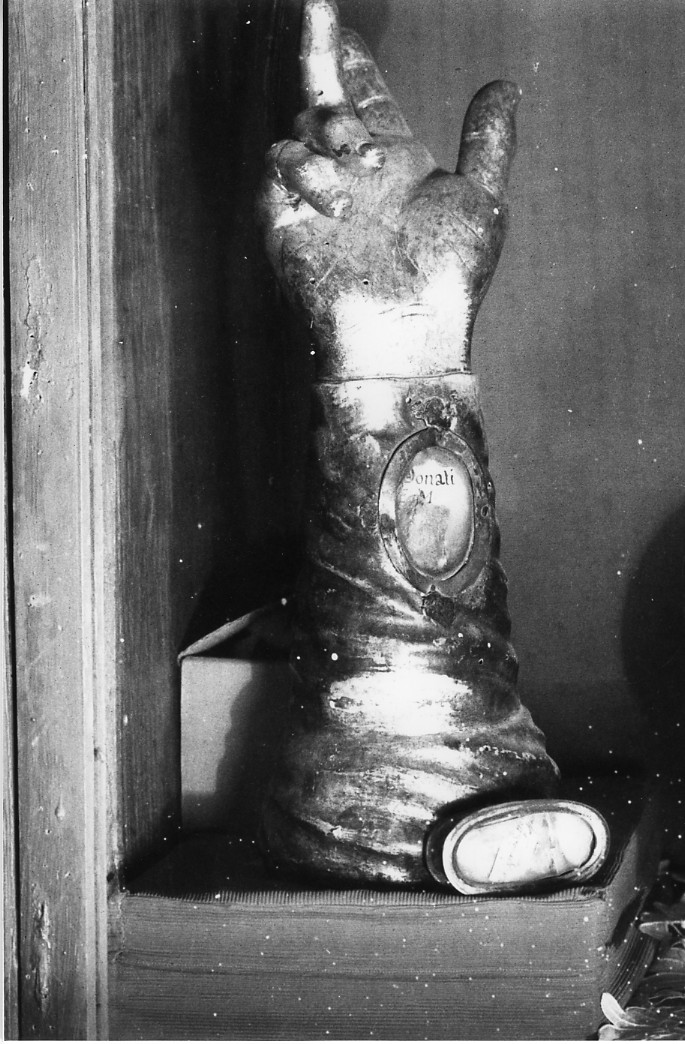 reliquiario antropomorfo - a braccio, opera isolata - manifattura abruzzese (sec. XVIII)