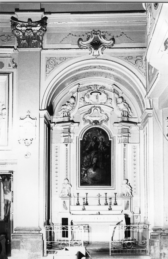 motivi decorativi architettonici con medaglioni, festoni, angioletti (alzata) - ambito Italia centrale (seconda metà sec. XVIII)