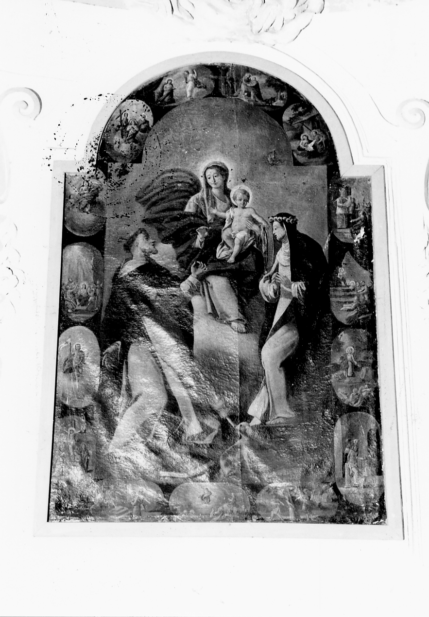 Madonna del Rosario con Santi domenicani e misteri del rosario (dipinto, opera isolata) - ambito Italia centrale (fine/inizio secc. XVII/ XVIII)