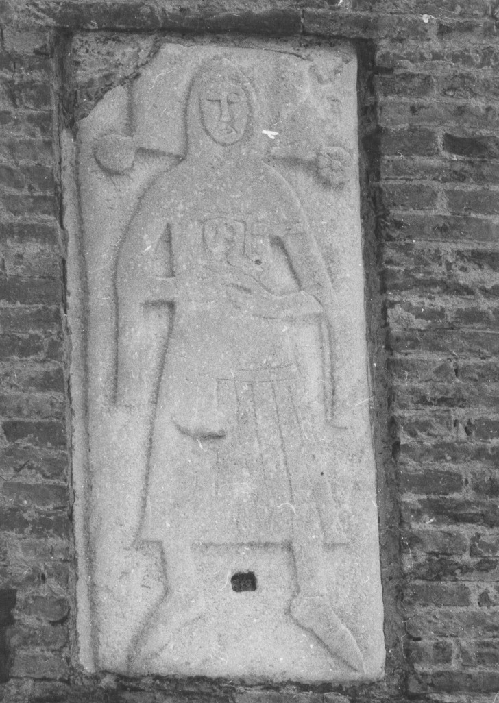 raffigurazione di guerriero normanno su letto di morte (lastra tombale, opera isolata) - ambito Italia centrale (sec. XIII)