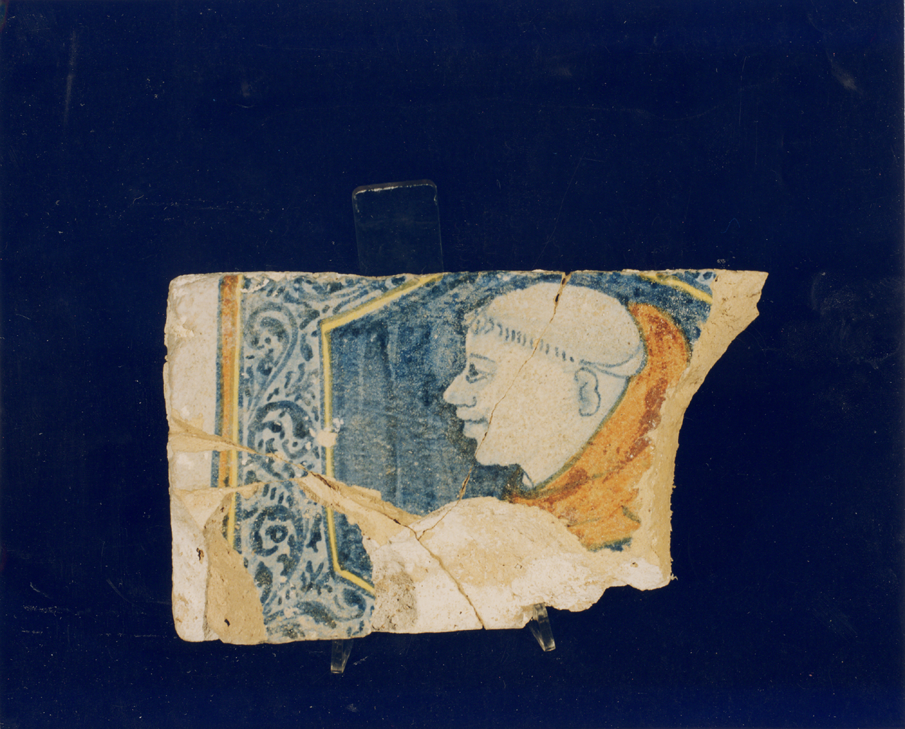 mattonella, frammento - manifattura di Castelli (sec. XVI)