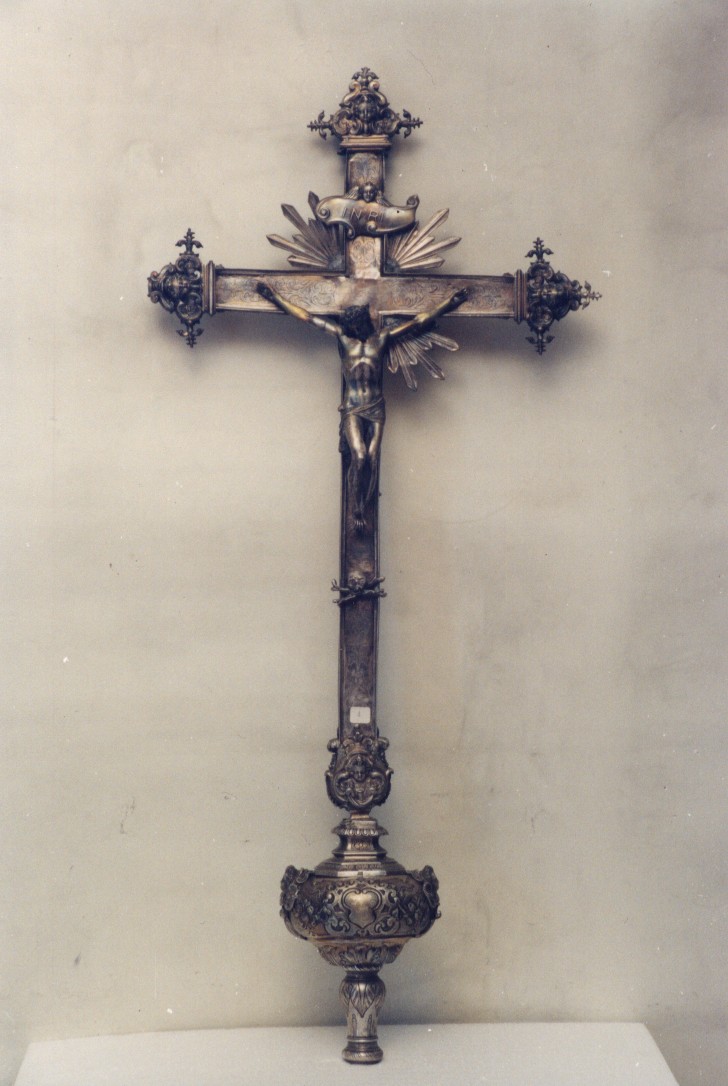 Cristo Crocifisso (recto)/ Assunta (verso) (croce processionale) - bottega napoletana (sec. XVIII)