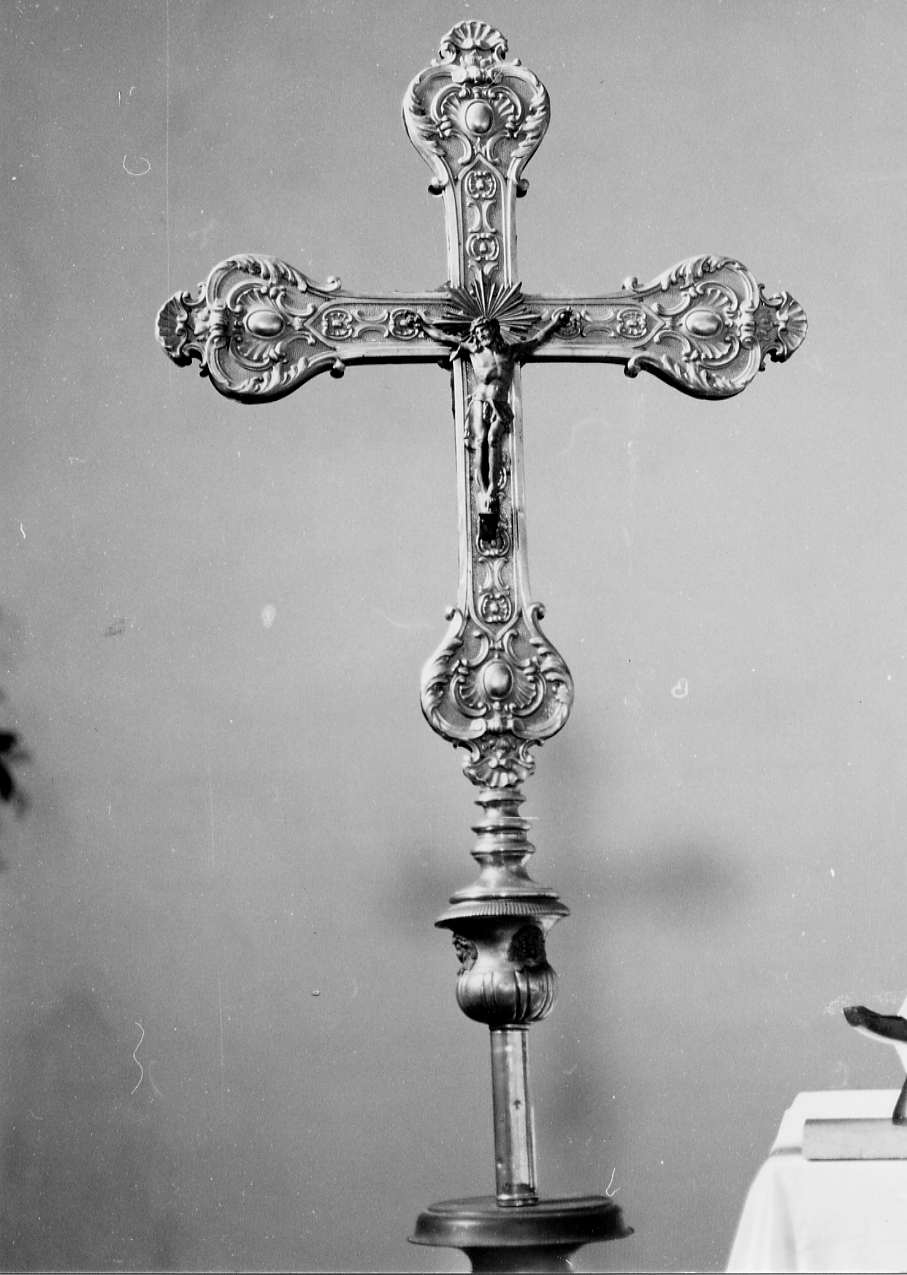 croce processionale - ambito abruzzese (prima metà sec. XX)