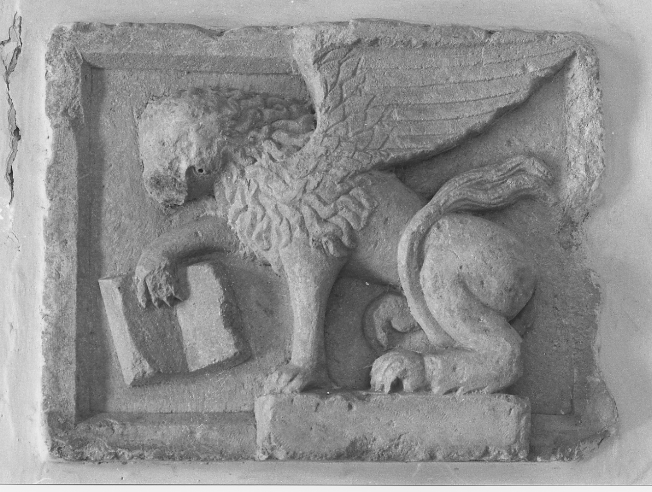 SIMBOLO DI SAN MARCO: LEONE (rilievo) - bottega abruzzese (sec. XIII)