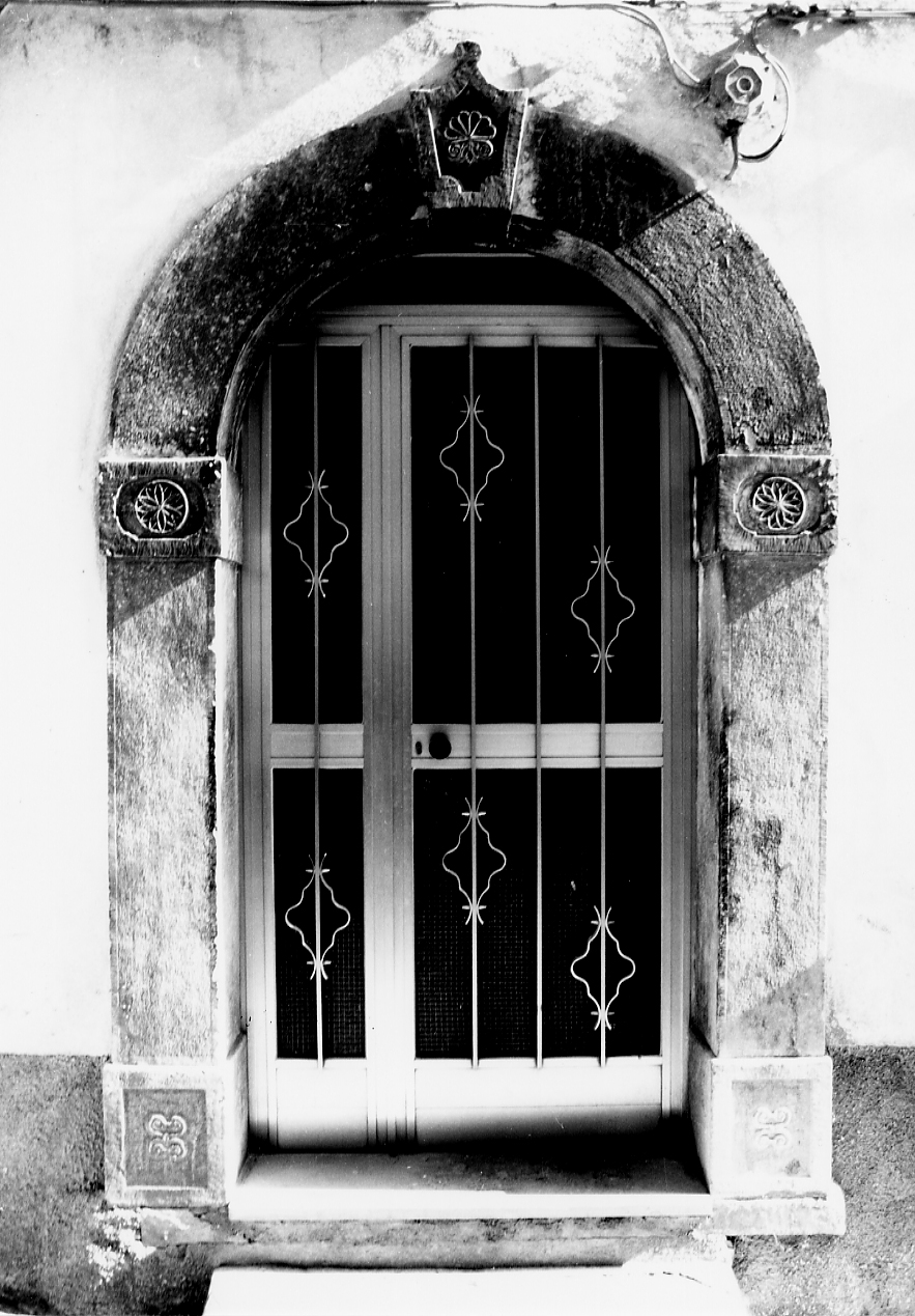 portale, opera isolata - ambito abruzzese (fine sec. XIX)