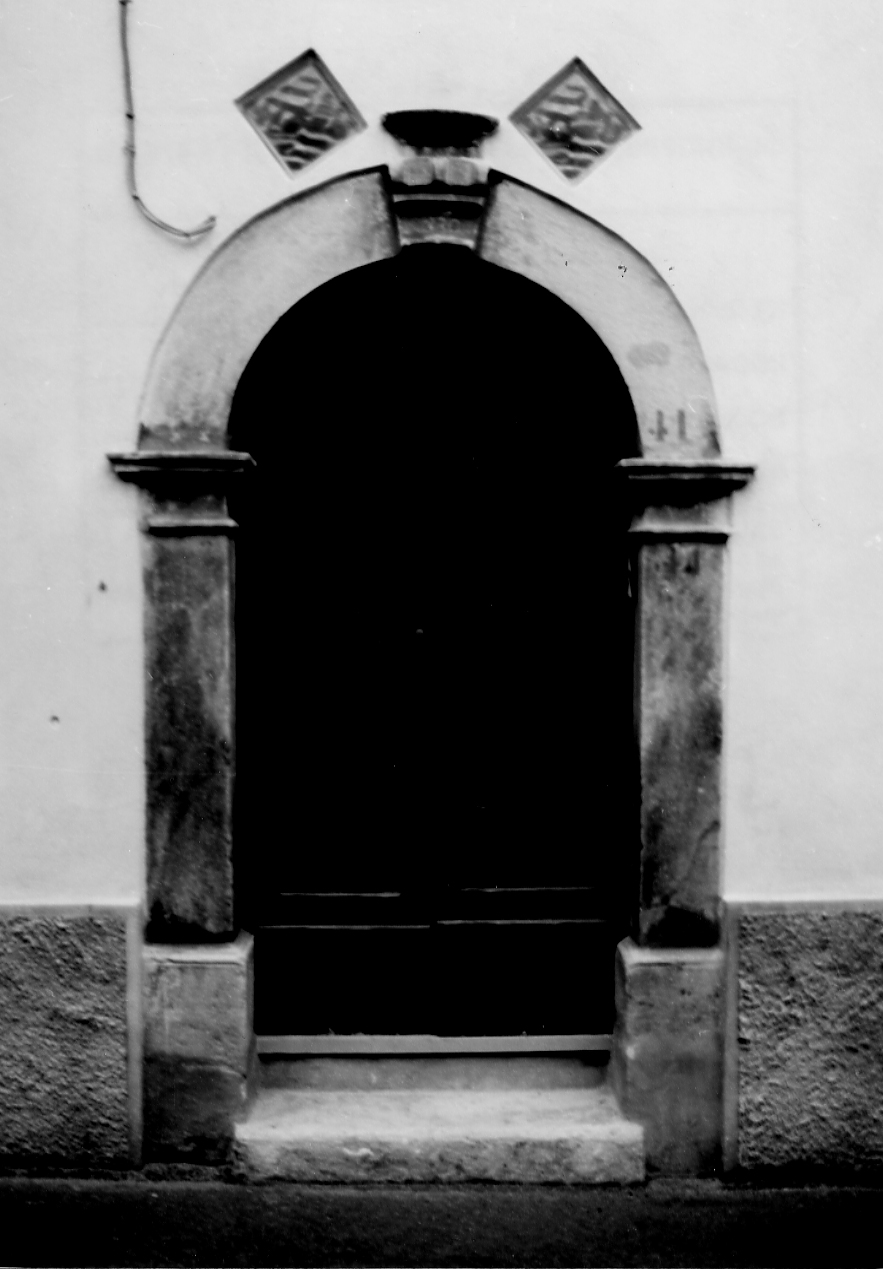 portale, opera isolata - ambito abruzzese (sec. XIX)