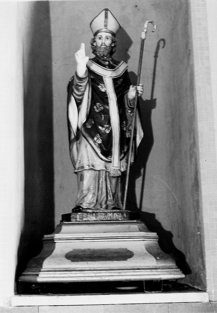 SAN BIAGIO VESCOVO BENEDICENTE (statua) - ambito Italia centrale (sec. XX)