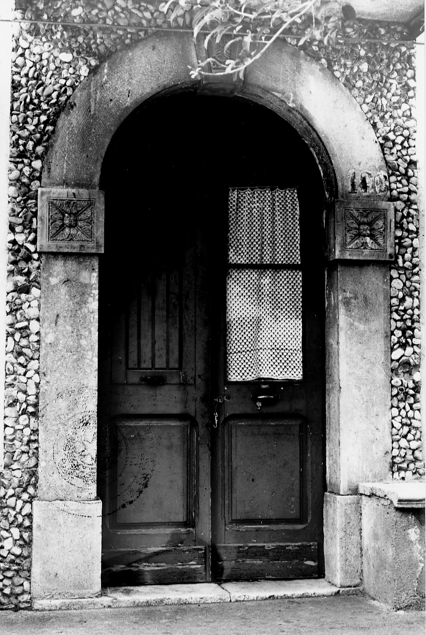 portale, opera isolata - bottega abruzzese (seconda metà sec. XIX)