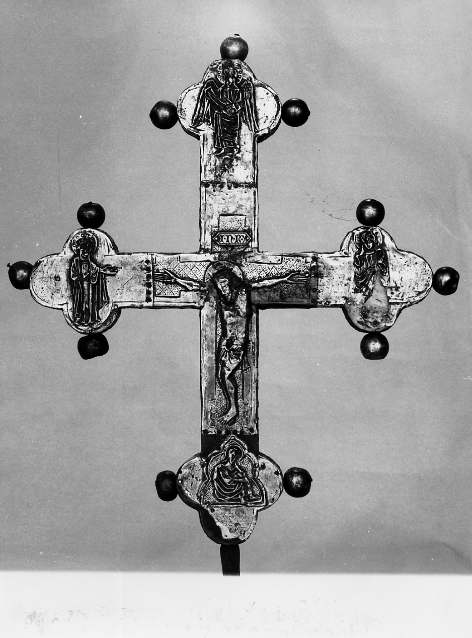 Cristo crocifisso con la Madonna, San Giovanni, Adamo e angelo (croce processionale) - ambito sulmonese (prima metà sec. XIV)