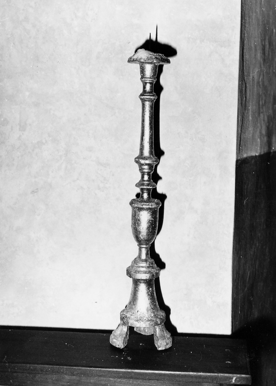 candeliere, serie - bottega Italia centrale (sec. XVI, sec. XIX)