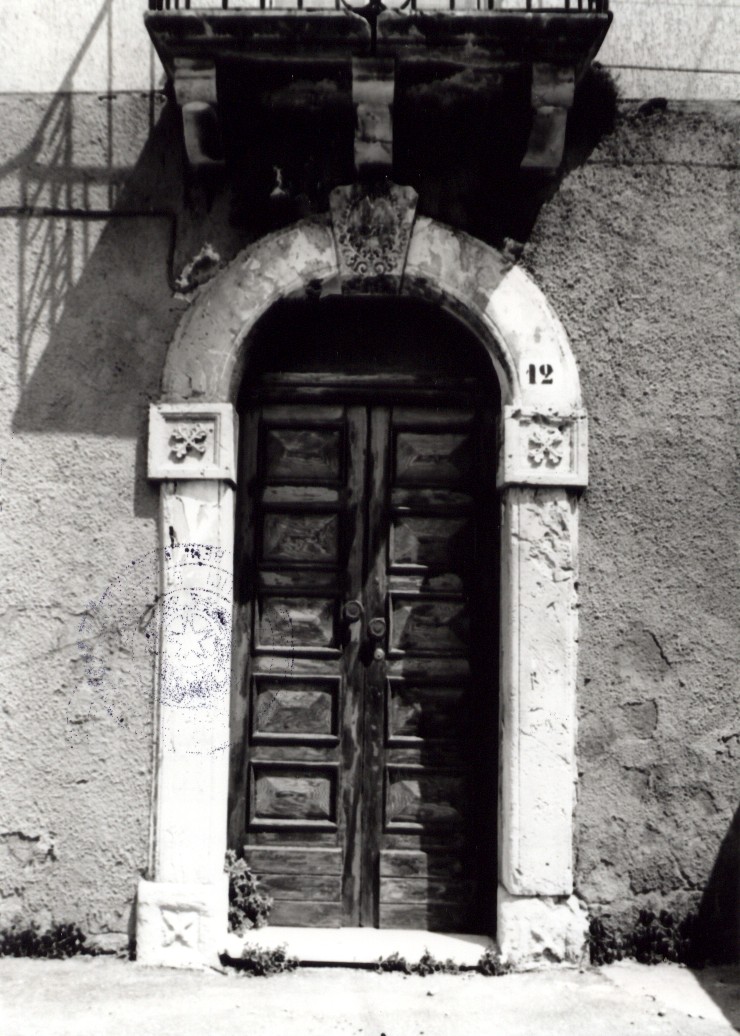 portale, opera isolata - ambito abruzzese (terzo quarto sec. XIX)