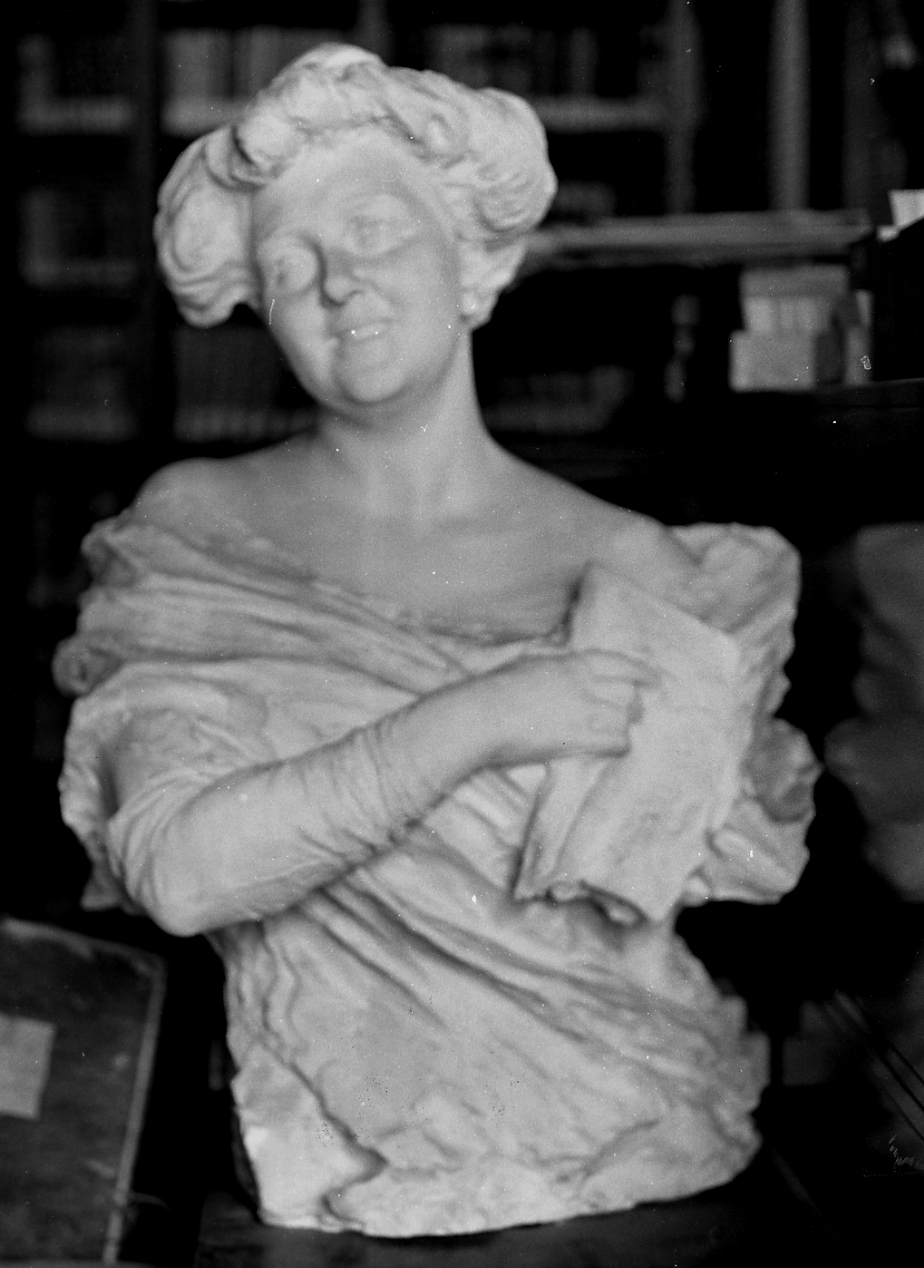 BUSTO DI CAMILLA PASINI, BUSTO FEMMINILE (busto) - ambito Italia centrale (inizio sec. XX)