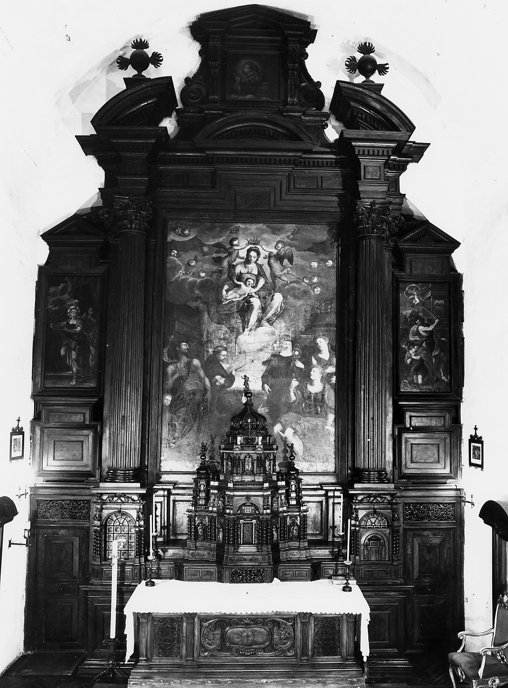 altare maggiore, opera isolata di Felice da Teramo (inizio sec. XVIII)