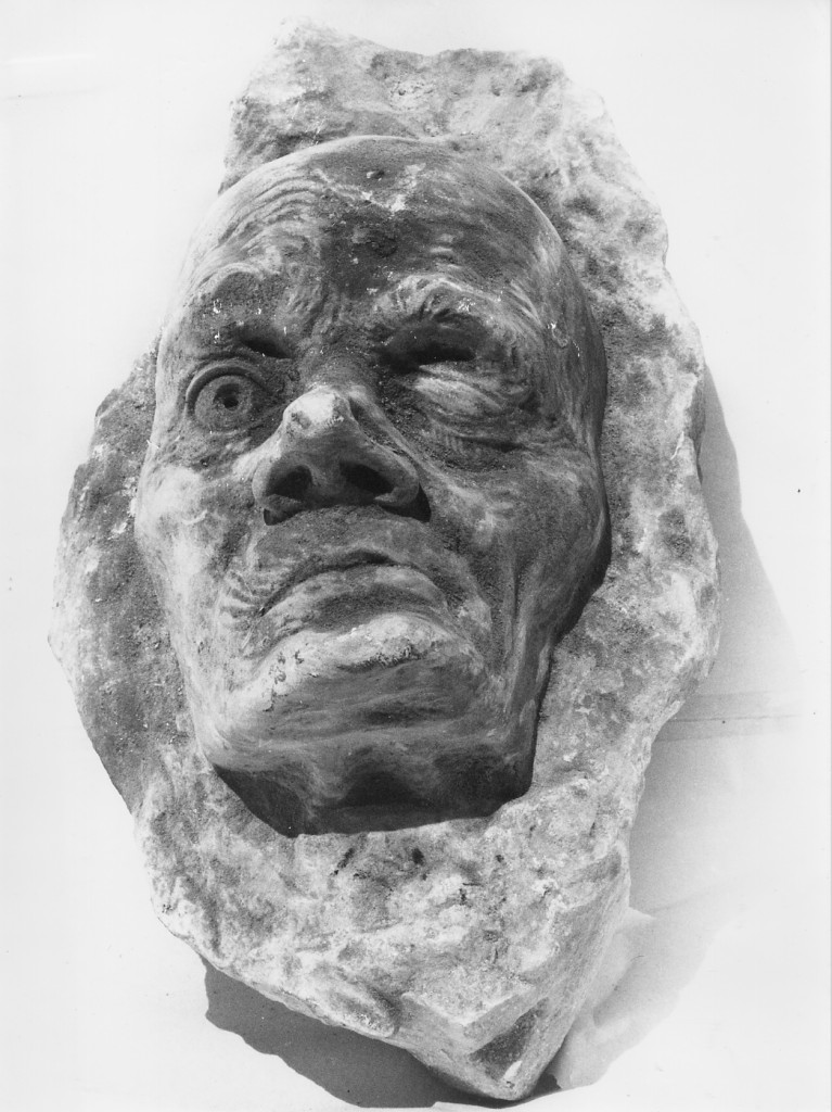 volto di vecchio, testa d'uomo (scultura) - ambito Italia centrale (prima metà sec. XX)