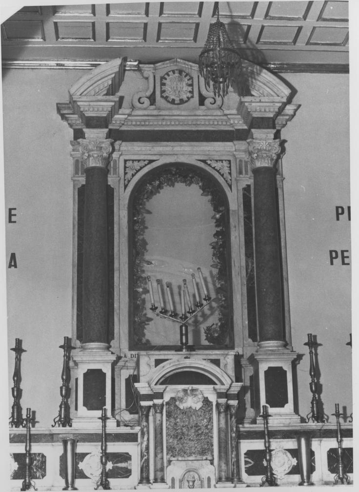 altare - a mensa - bottega Italia meridionale (sec. XX)