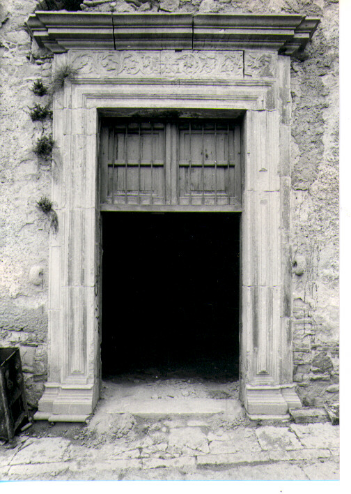 portale architravato - bottega lucana (sec. XVIII)