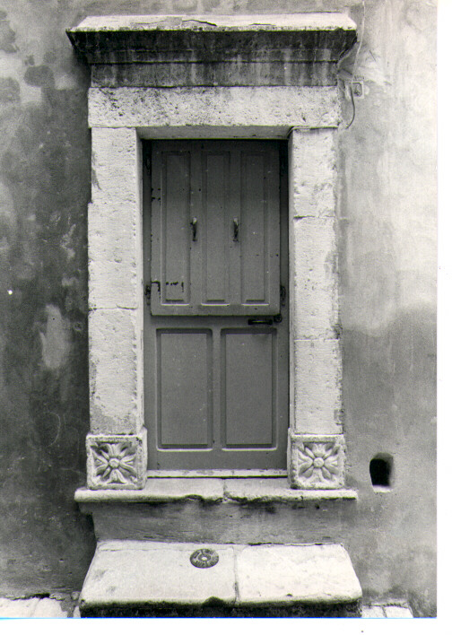 portale architravato - bottega lucana (sec. XIX)