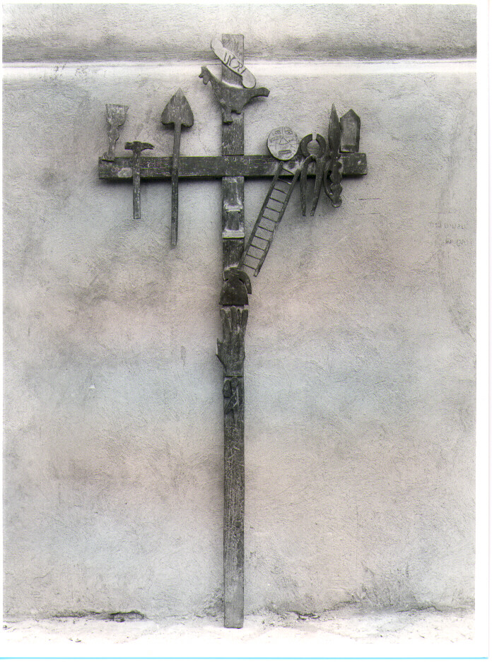 simboli della passione (croce processionale) - bottega lucana (seconda metà sec. XIX)