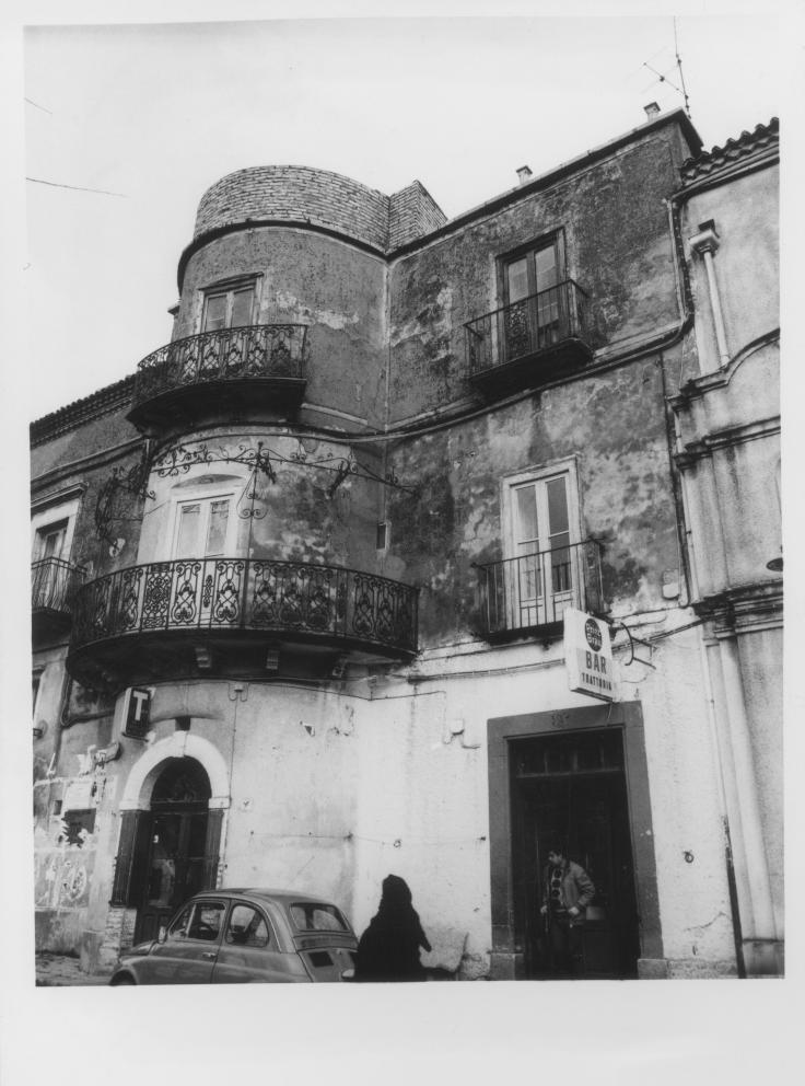 balcone - bottega Italia meridionale (fine/inizio secc. XVIII/ XIX)