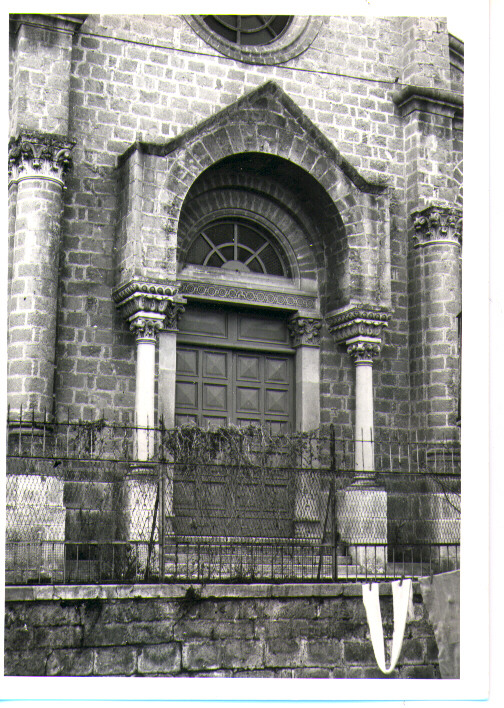 portale maggiore - bottega lucana (sec. XIV, sec. XVI)