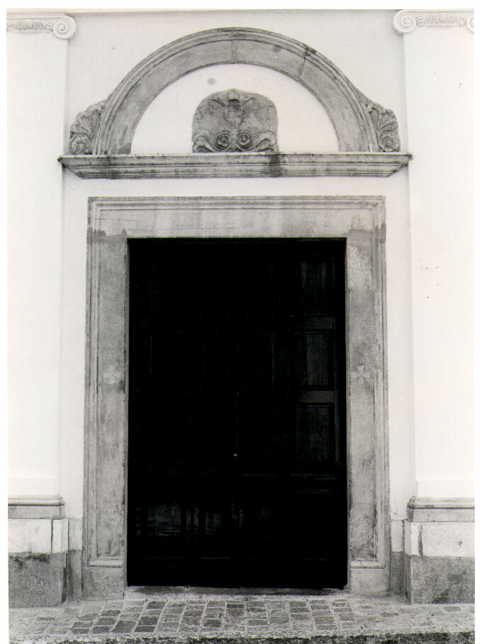 portale maggiore - bottega Italia meridionale (sec. XVIII)